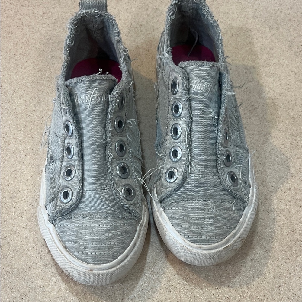 Blowfish Frayed Gray Slip-On Sneakers